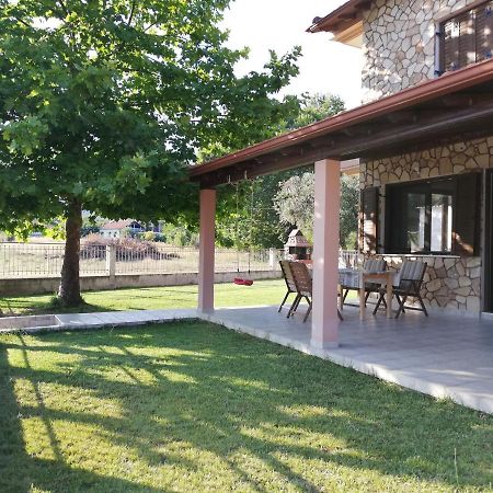 Villa Elva Aszproválta Kültér fotó