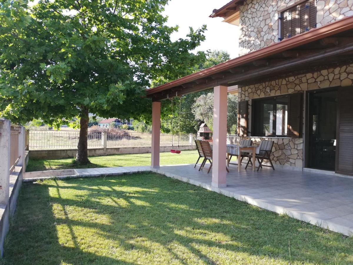 Villa Elva Aszproválta Kültér fotó