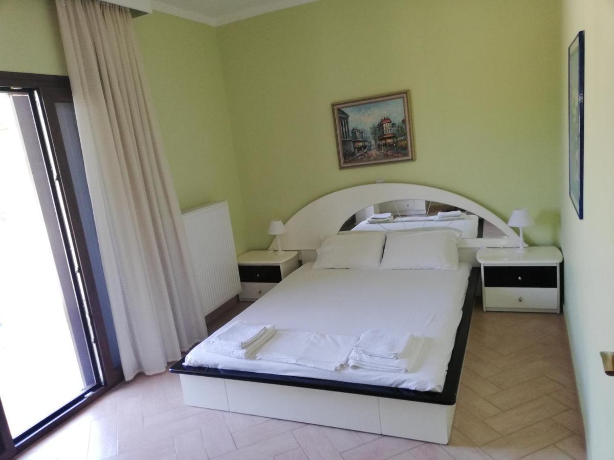 Villa Elva Aszproválta Kültér fotó