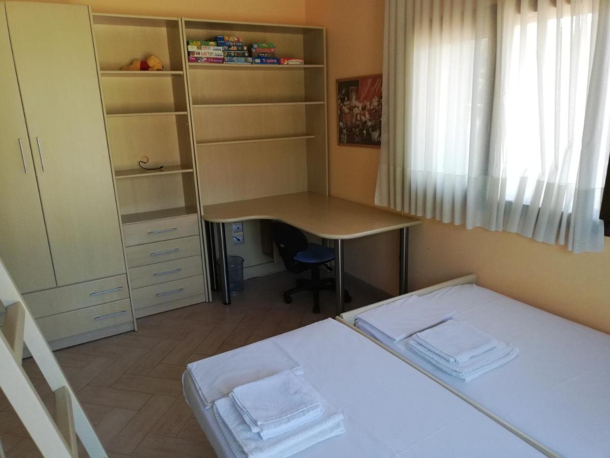 Villa Elva Aszproválta Kültér fotó