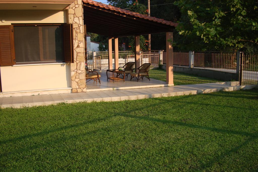 Villa Elva Aszproválta Kültér fotó